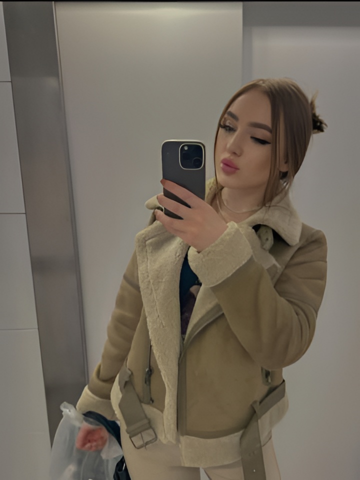 Индивидуалка Арина, доступна для личного знакомства от 10000 руб