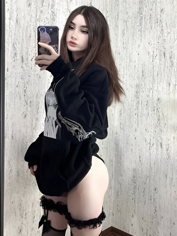 Карина привлекальеная девушка из Славяносербска цена от 1500 руб