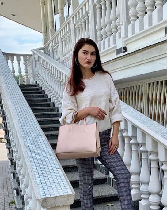 Индивидуалка 🎥 Эльвира, доступна для личного знакомства от 5000 руб