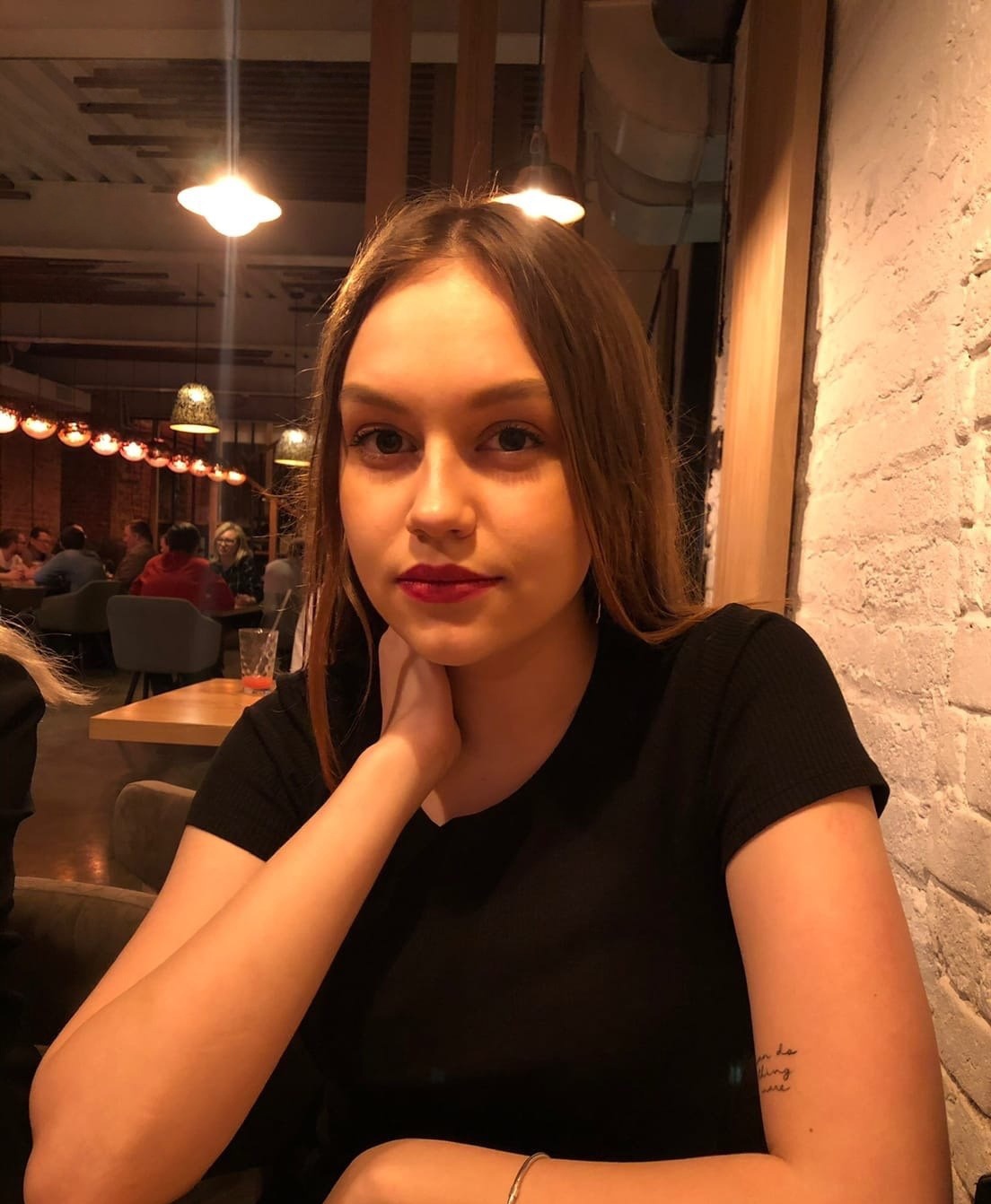 Влада привлекальеная девушка из Славяносербска цена от 3000 руб