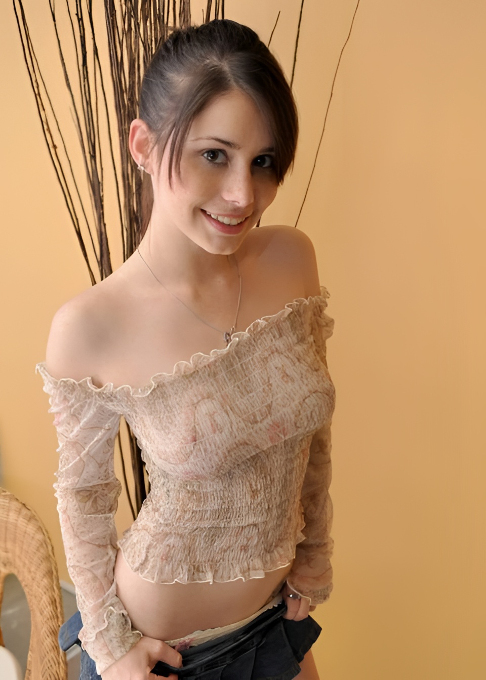 Елена привлекательная девушка из Славяносербска цена от 3000 руб