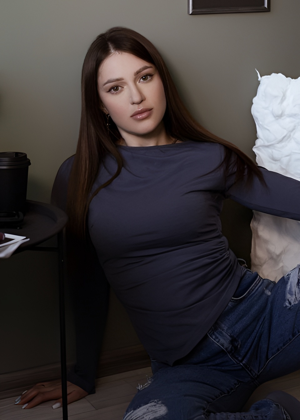 Марго привлекательная девушка из Славяносербска цена от 5000 руб